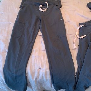 Figs charcoal Yola skinny scrub pants size S